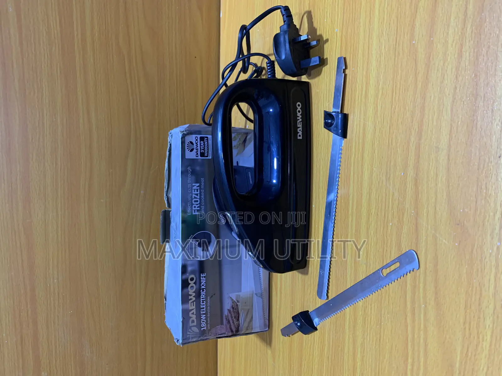 Daewoo 180w Electric Knife With Twin Durable Blades