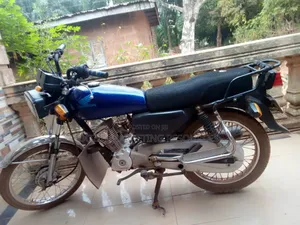 Honda CB 2015 Blue