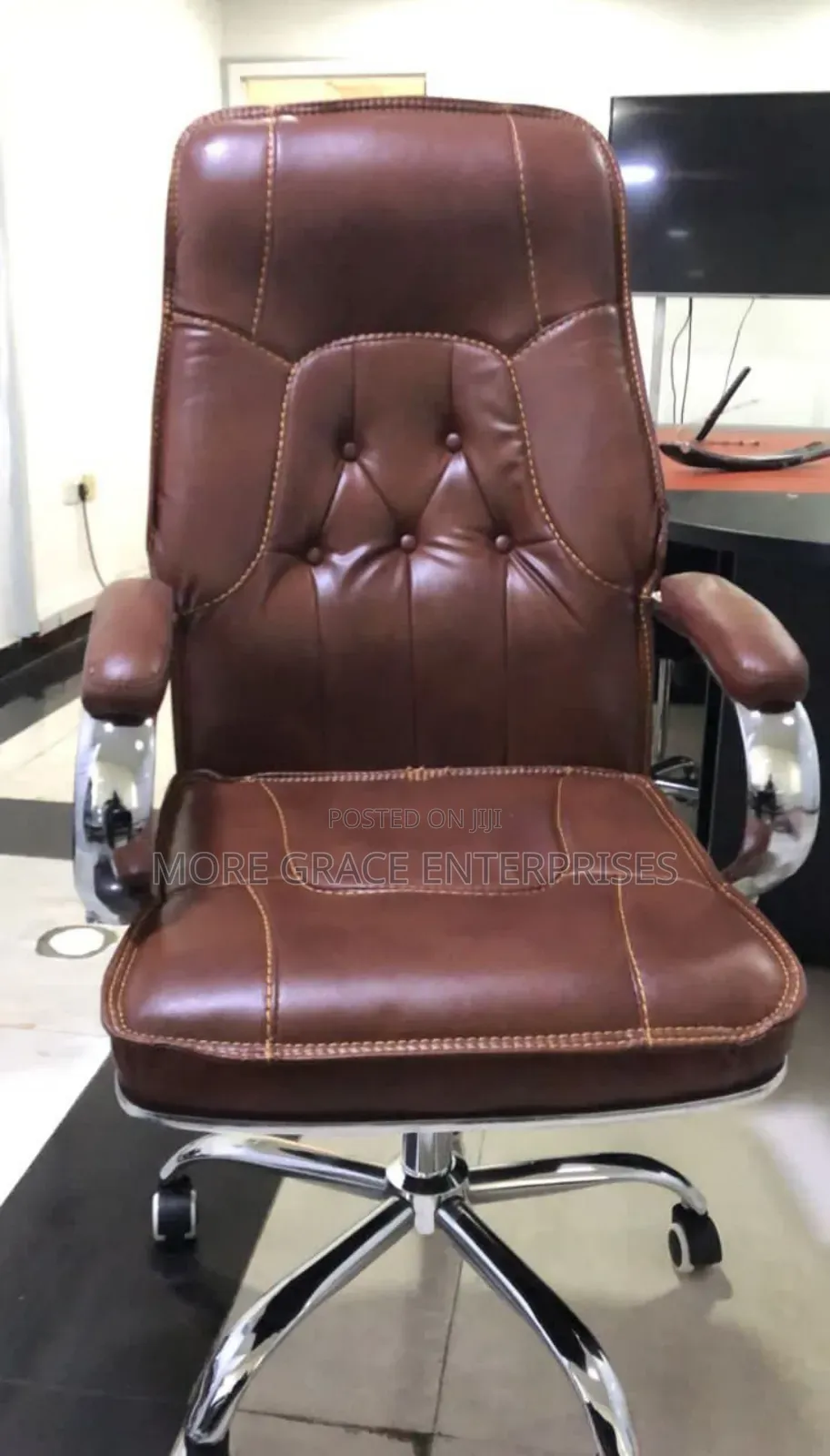 Comfortable Executive Office Chair