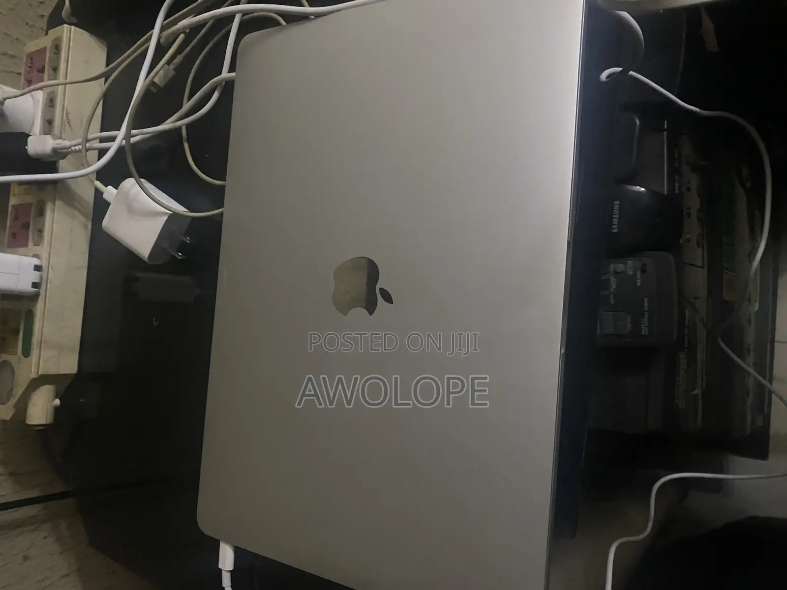 Laptop Apple MacBook Pro 2017 8GB Intel Core i5 SSD 256GB
