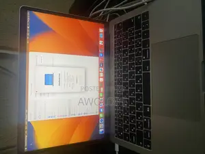 Laptop Apple MacBook Pro 2017 8GB Intel Core i5 SSD 256GB
