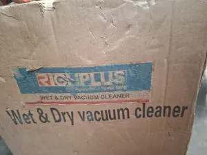 Wet and Dry Vacuum Cleaner