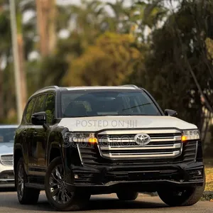 New Toyota Land Cruiser LC300 2025 Black