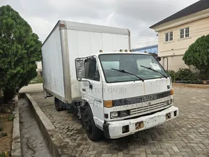 Tokunbo Isuzu Truck
