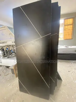 HDF Door With Thin Grooves
