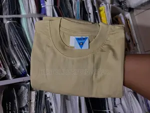Quality Plain Roundneck T-Shirts for Men Women | Wholesale Retail