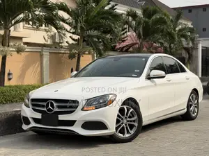 Mercedes-Benz C300 2017 White