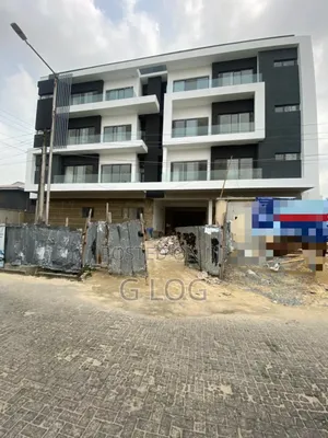 2bdrm Block of Flats in Lekki for sale