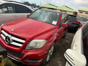 Mercedes-Benz GLK-Class 2015 Red