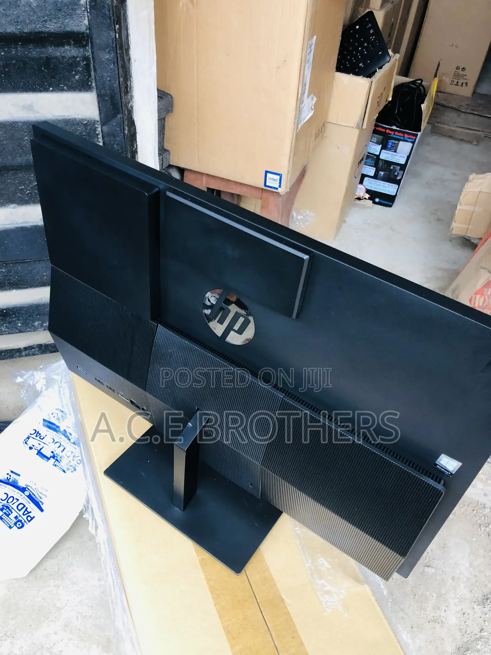 New Desktop Computer HP ProOne 600 8GB Intel Core I5 SSD 256GB
