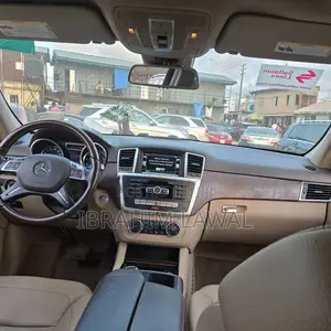 Mercedes-Benz M Class 2013 Silver