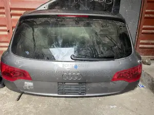 Back Boot Audi Q7 2013