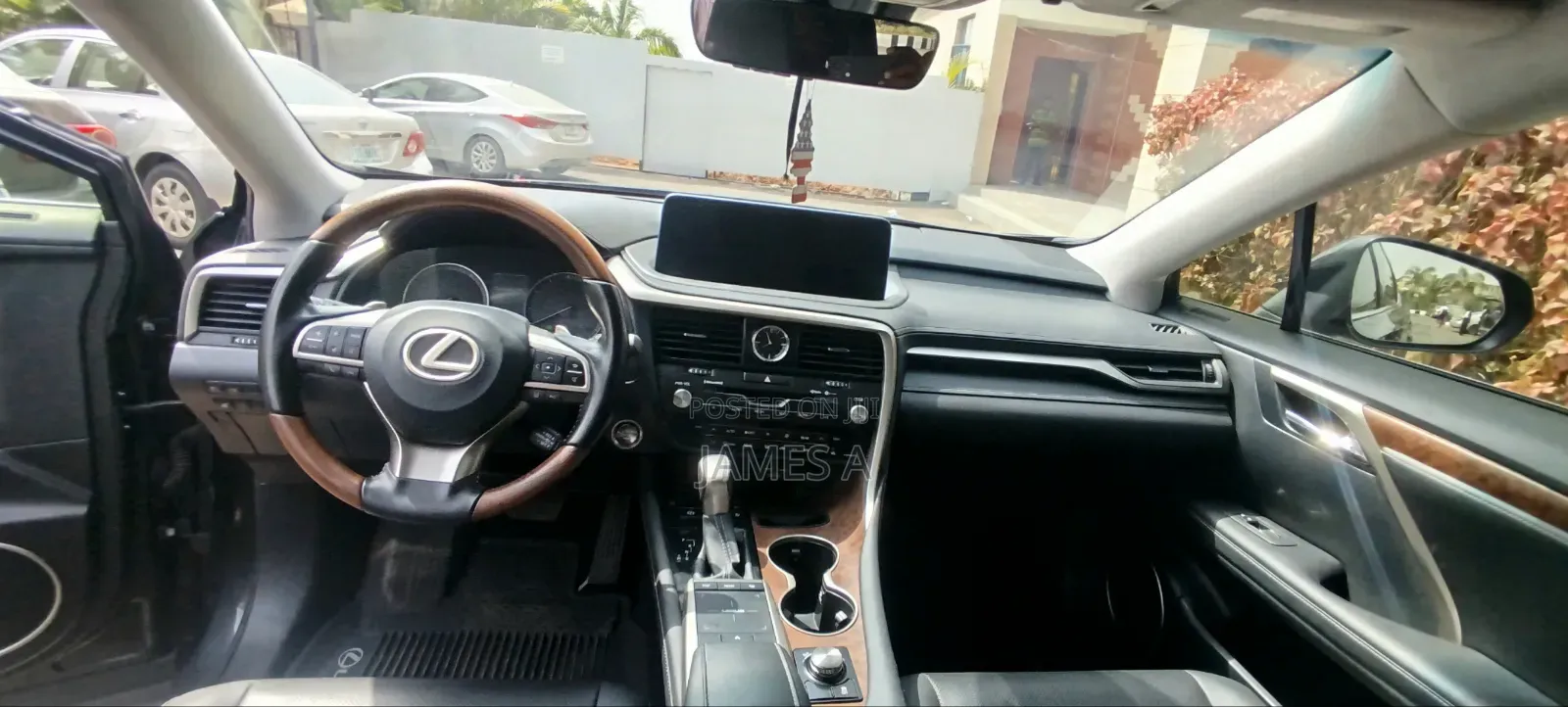 Lexus RX 350L 2022 Black