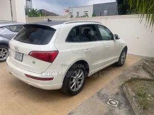 Audi Q5 2010 White