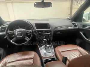 Audi Q5 2010 White
