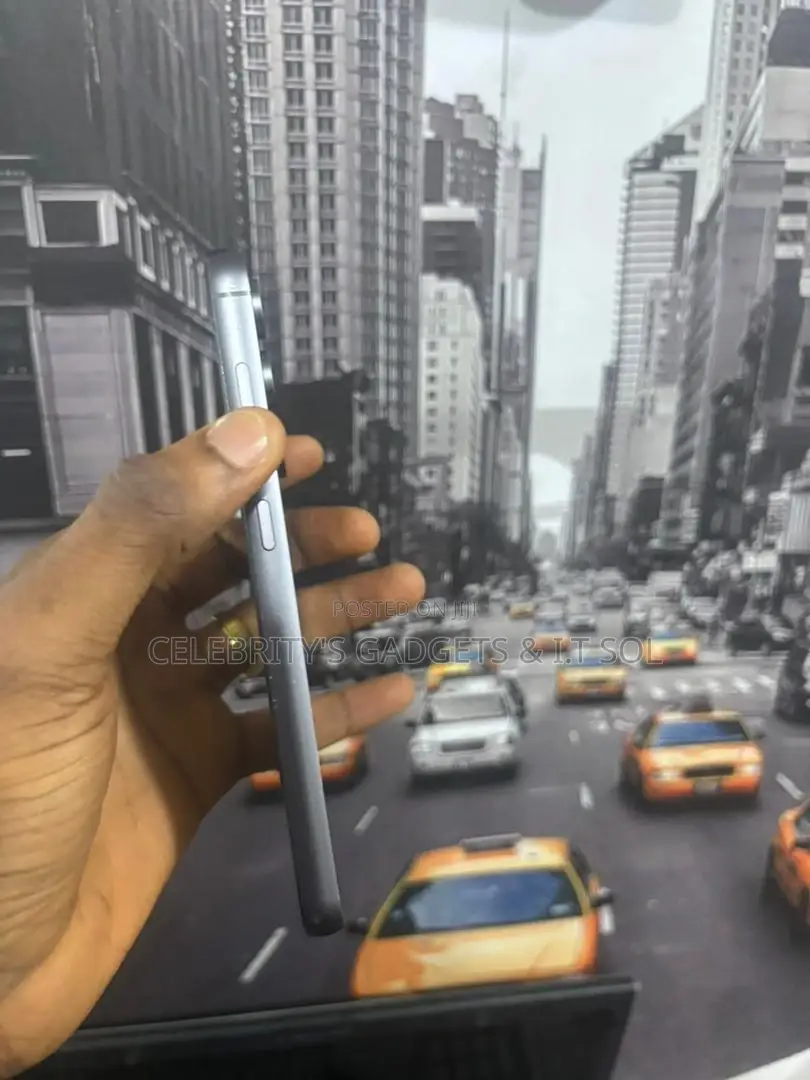 Samsung Galaxy S23 256 GB Gray