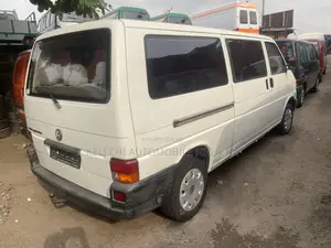 Volkswagen Transporter 2004 White