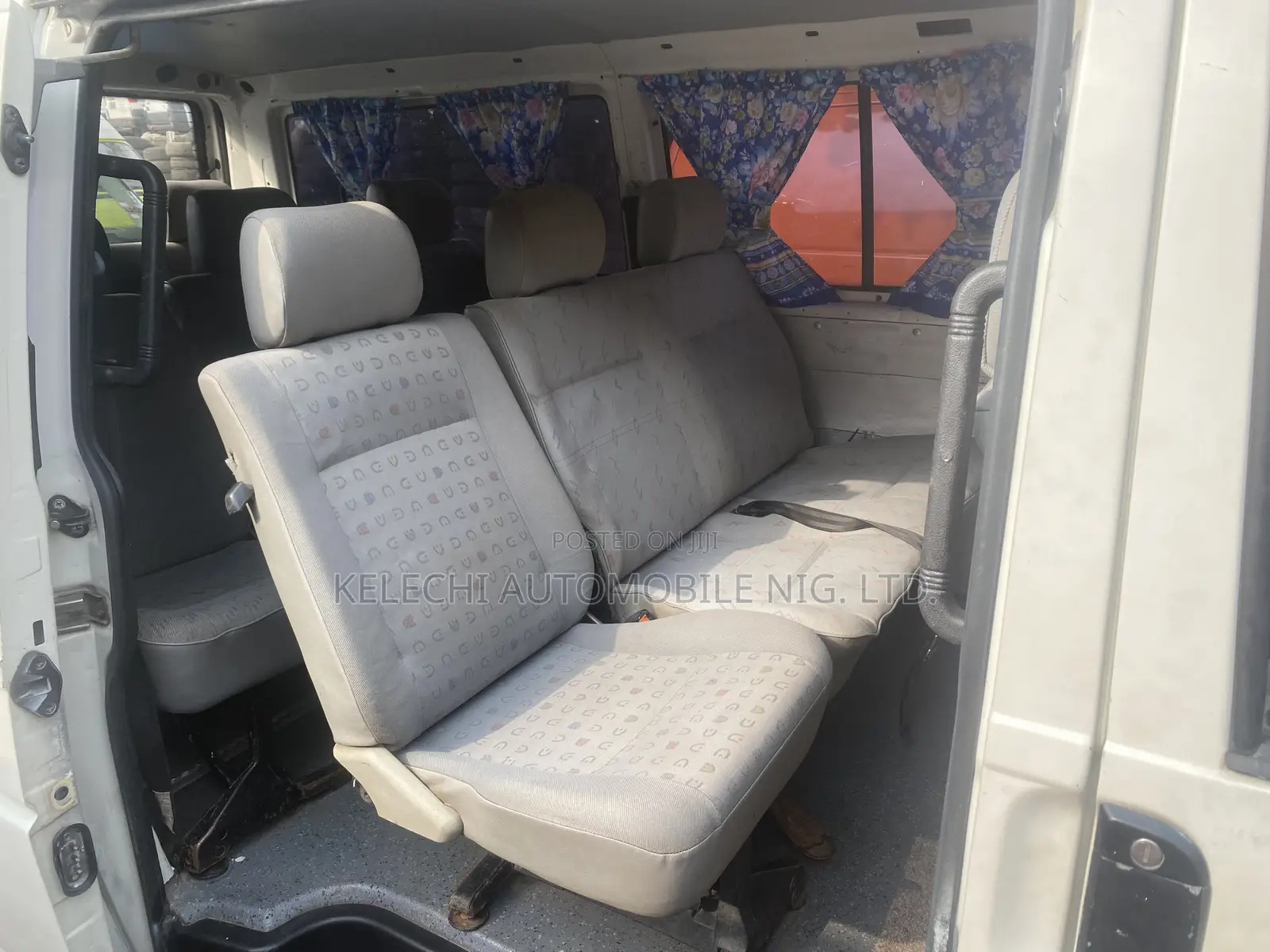 Volkswagen Transporter 2004 White
