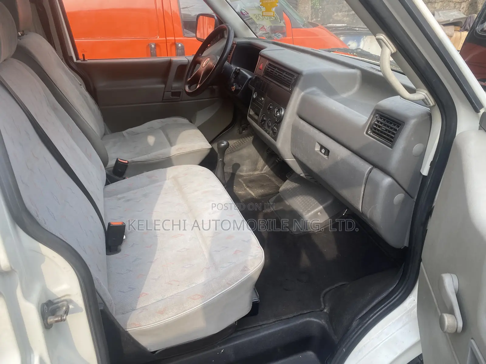 Volkswagen Transporter 2004 White
