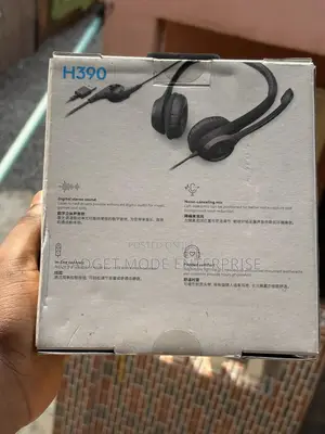 Logitech H390 Comfortable, Plug-and-Play Usb Headset for Computers