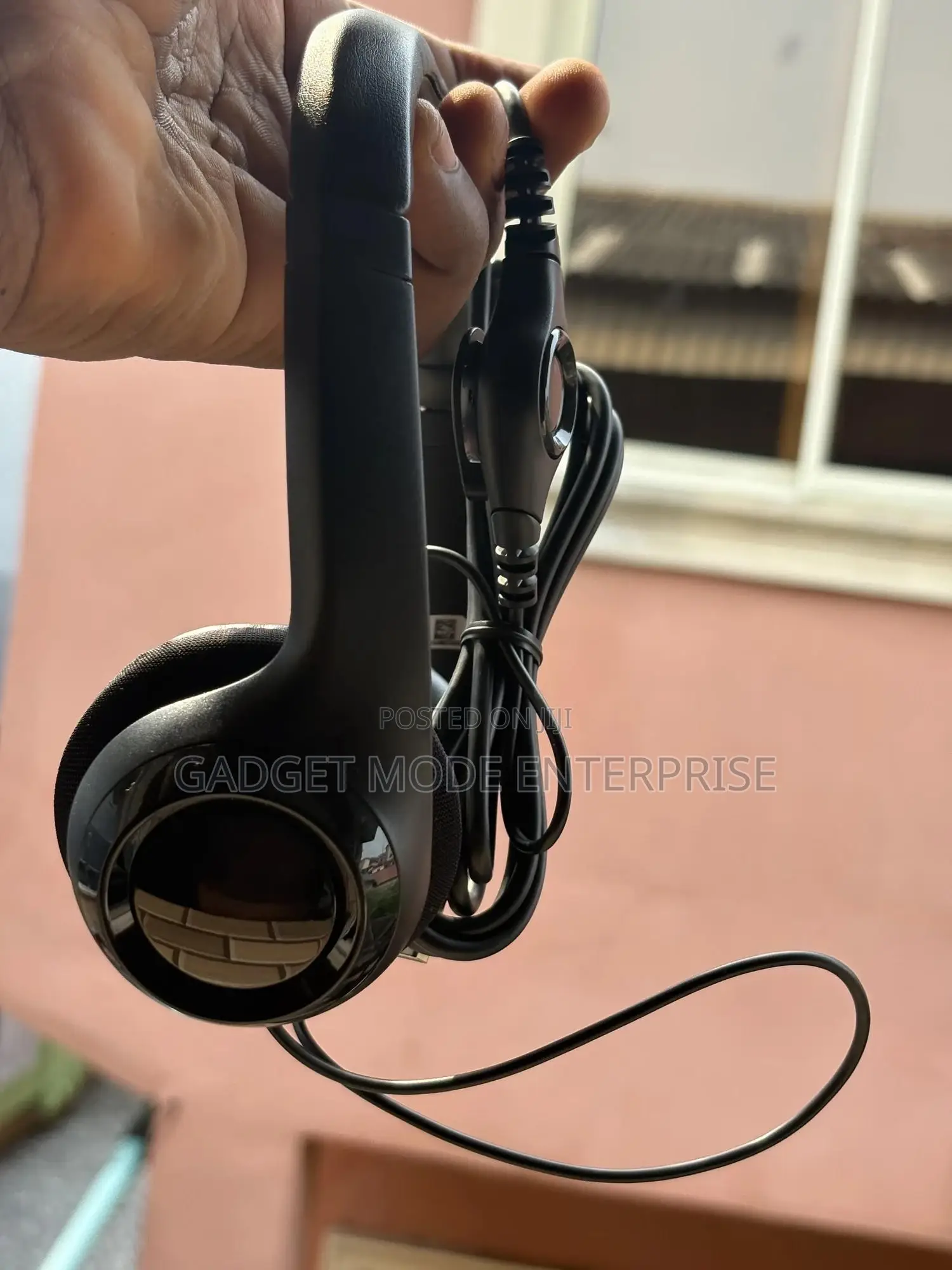 Logitech H390 Comfortable, Plug-and-Play Usb Headset for Computers