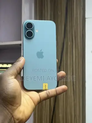 Apple iPhone 16 128 GB Green