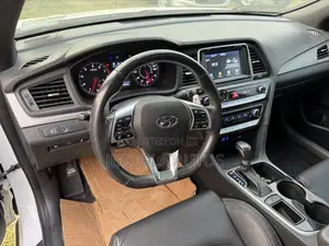 Hyundai Sonata Sport 2018 White