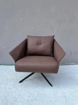 Miles Swivel Lounge Chair