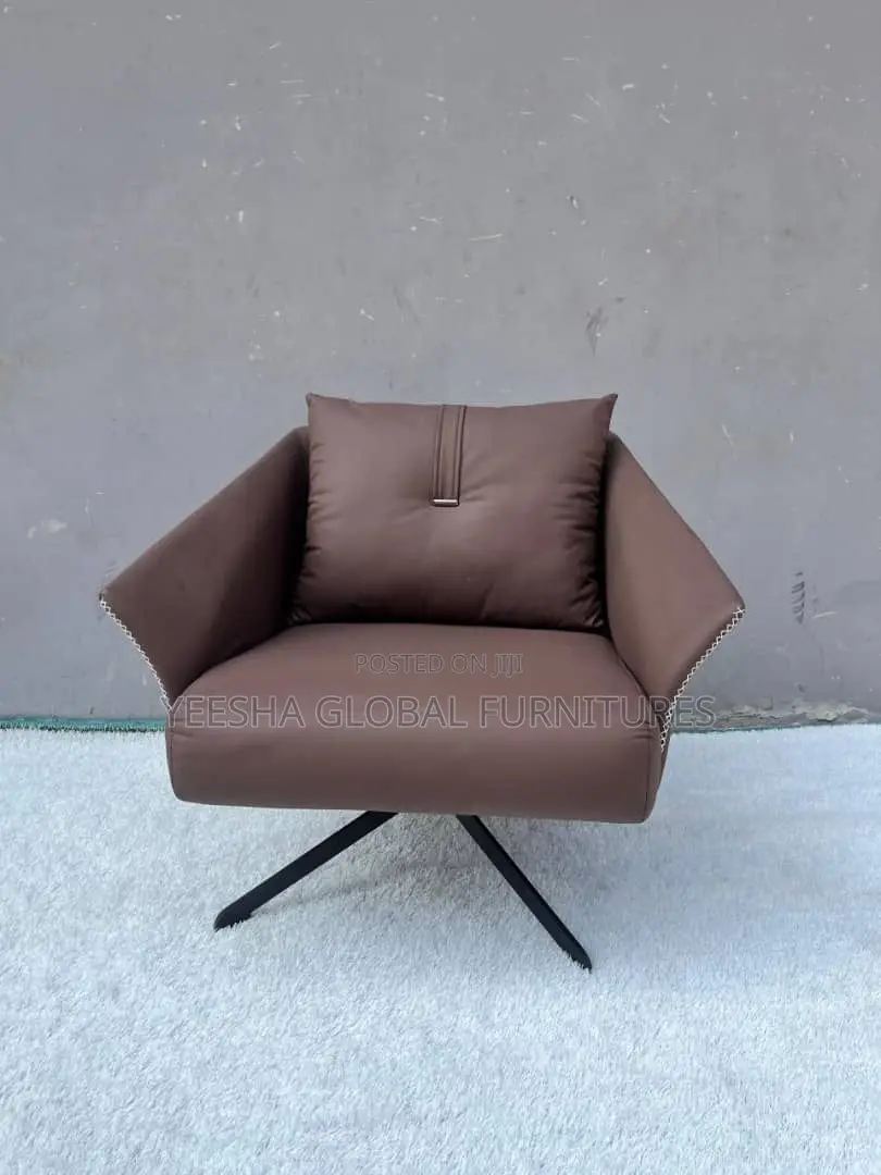 Miles Swivel Lounge Chair