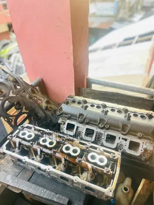 Direct Tokunbo Top Cylinder Dodge V8 Engine 5.7 Sold With Warranty