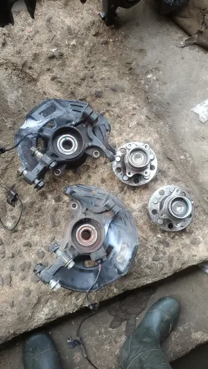 Hyundai Sonata 2011 to 2012 Back and Front Hubs Empty
