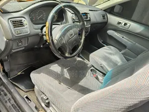 Honda Civic DX 2dr Hatchback 1999 Green
