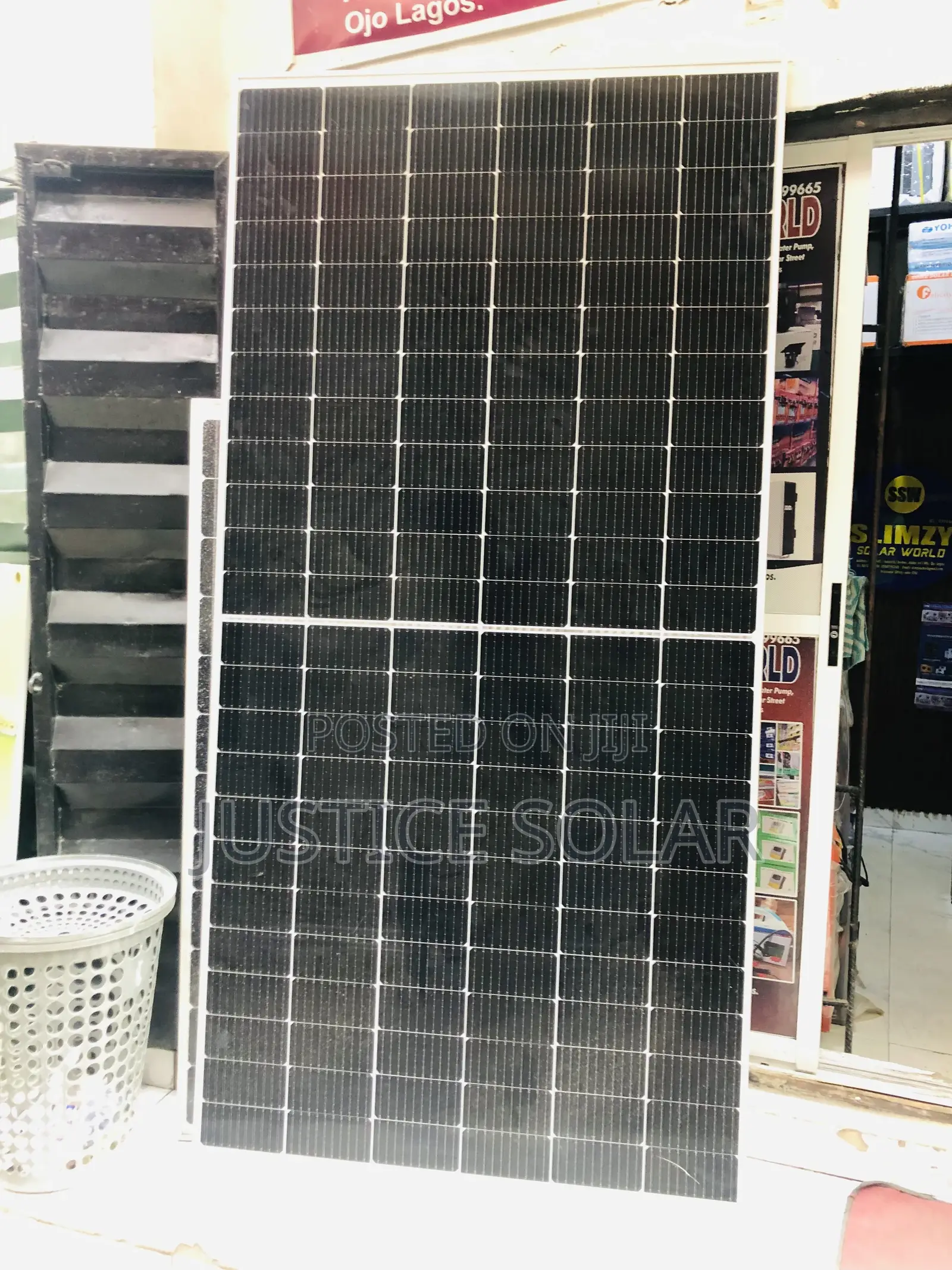 600w Jinko Solar Panel