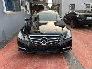 Mercedes-Benz E350 2013 Black