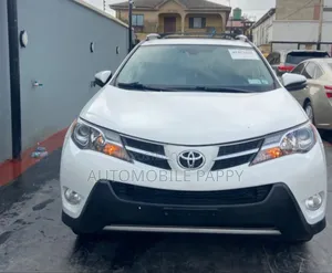 Toyota RAV4 2016 White