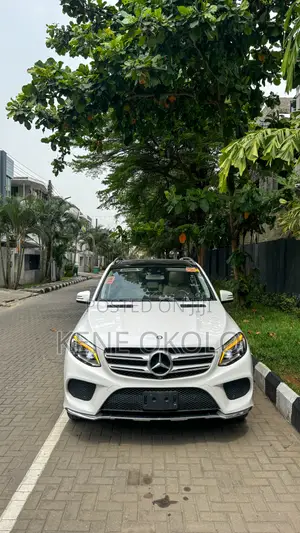Mercedes-Benz GLE-Class GLE 400 4MATIC 2017 White