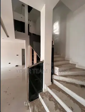 5bdrm Duplex in Guzape for sale