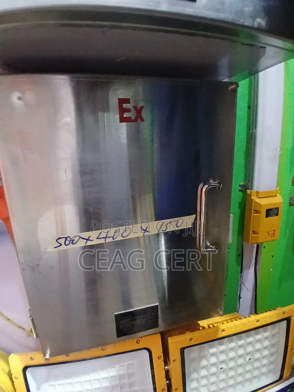 500*400*150 Proof Box