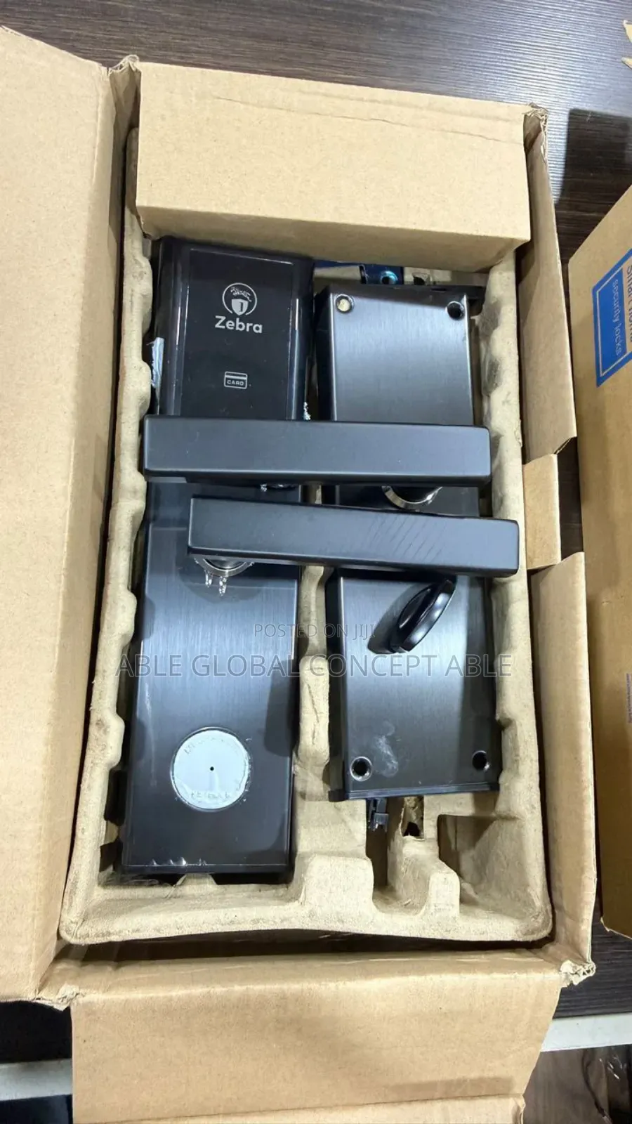 Black Smartlock
