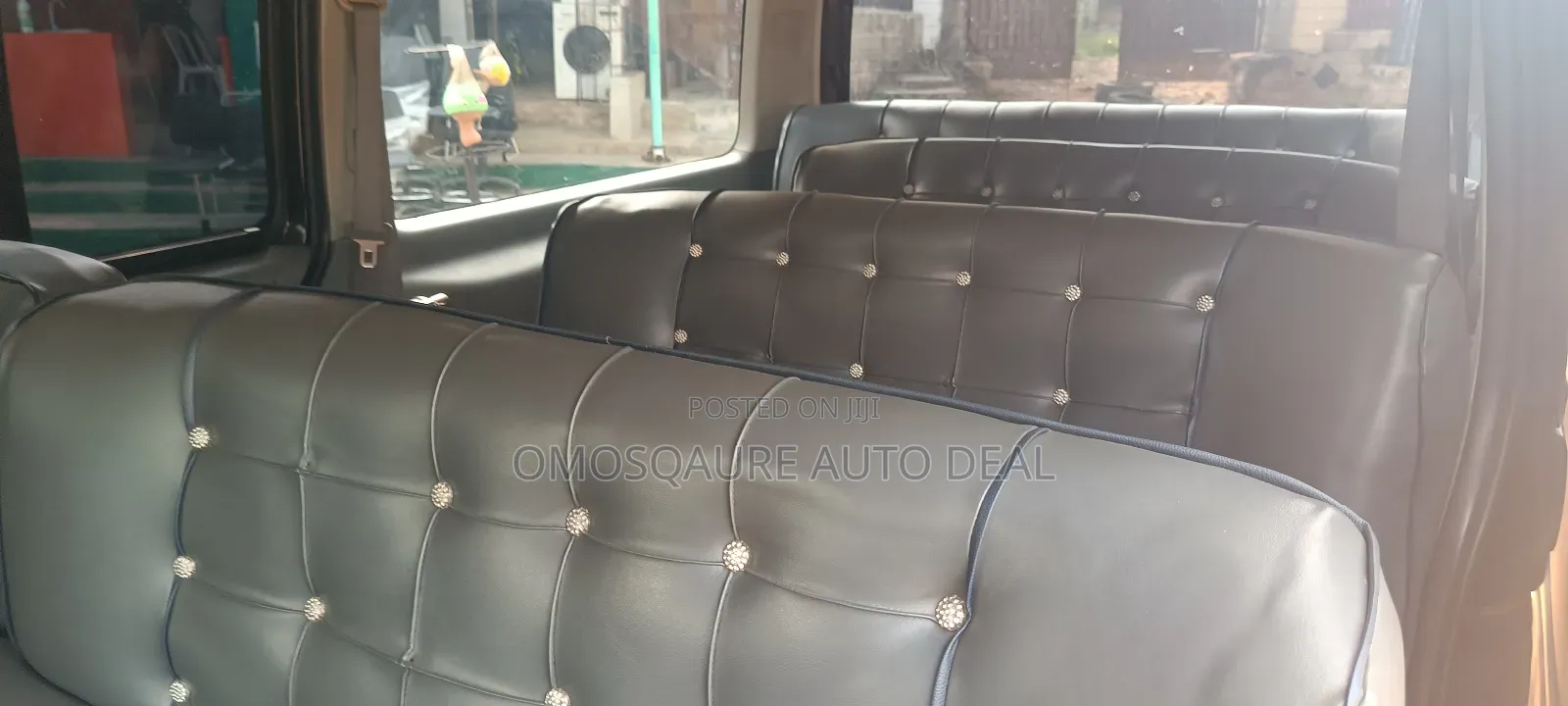 Toyota HiAce 2018 Black