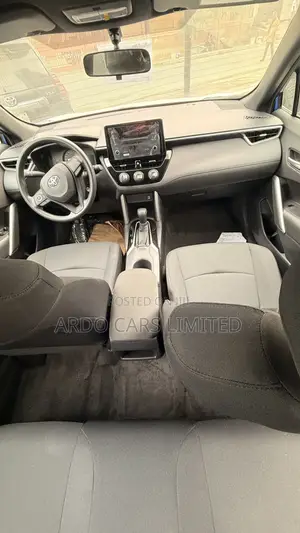 New Toyota Corolla Cross 2023 Blue