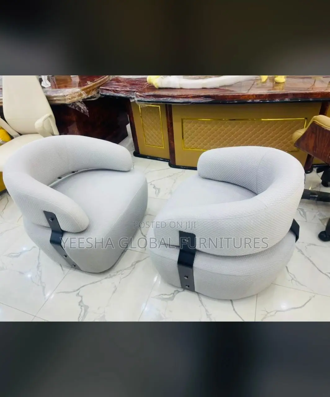 Modderna Lounge Chair