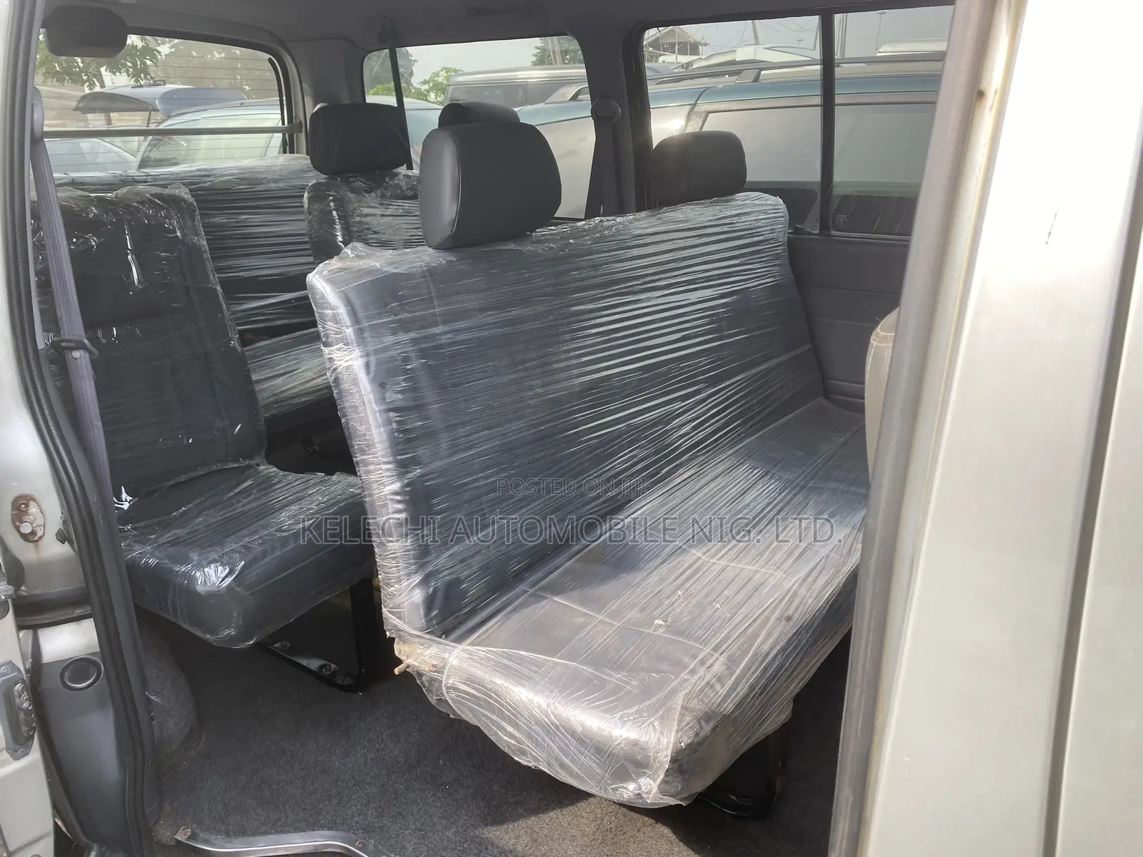 Toyota HiAce 2005 Grey
