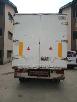 7 Ton Truck for Hire