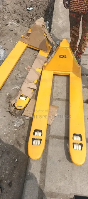 3000kg Pallet Truck