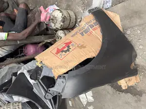 Fender Toyota Corolla 2020