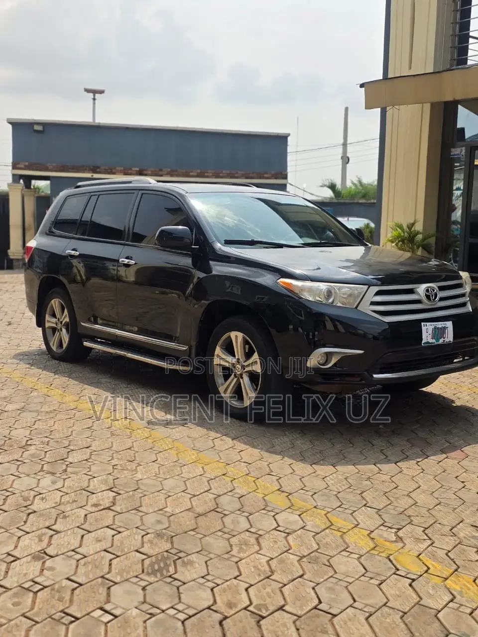 Toyota Highlander Limited 2010 Black