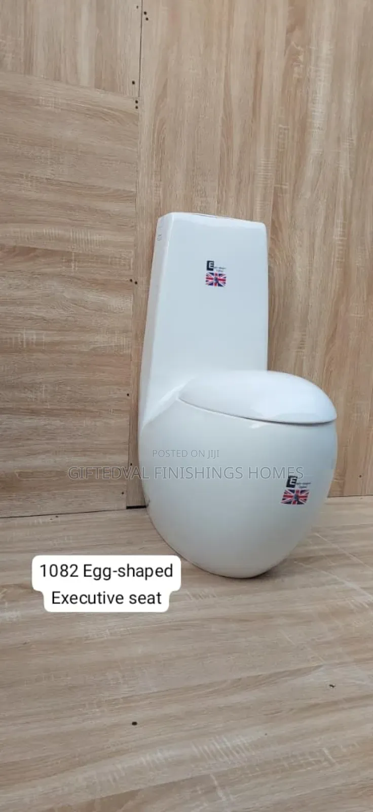 High-Quality Egg Shaped Married Water Closet