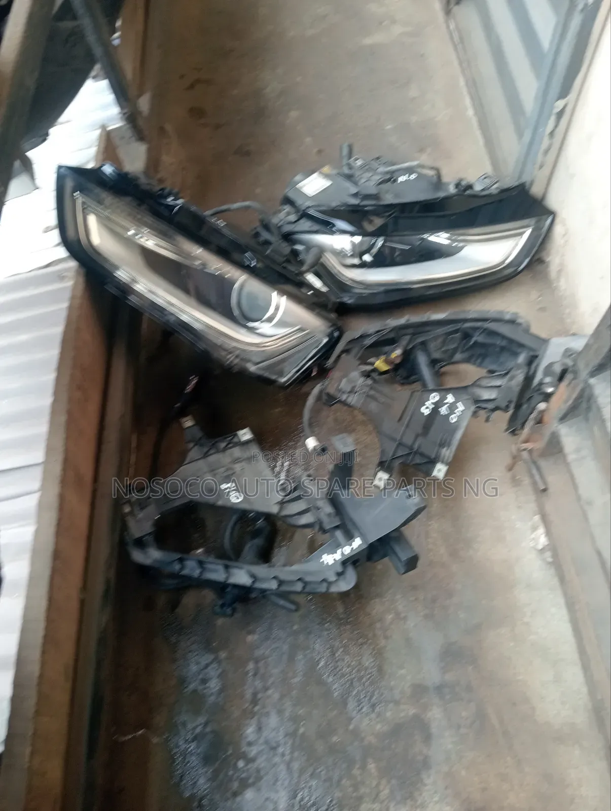 Head Light Audi A4 2013