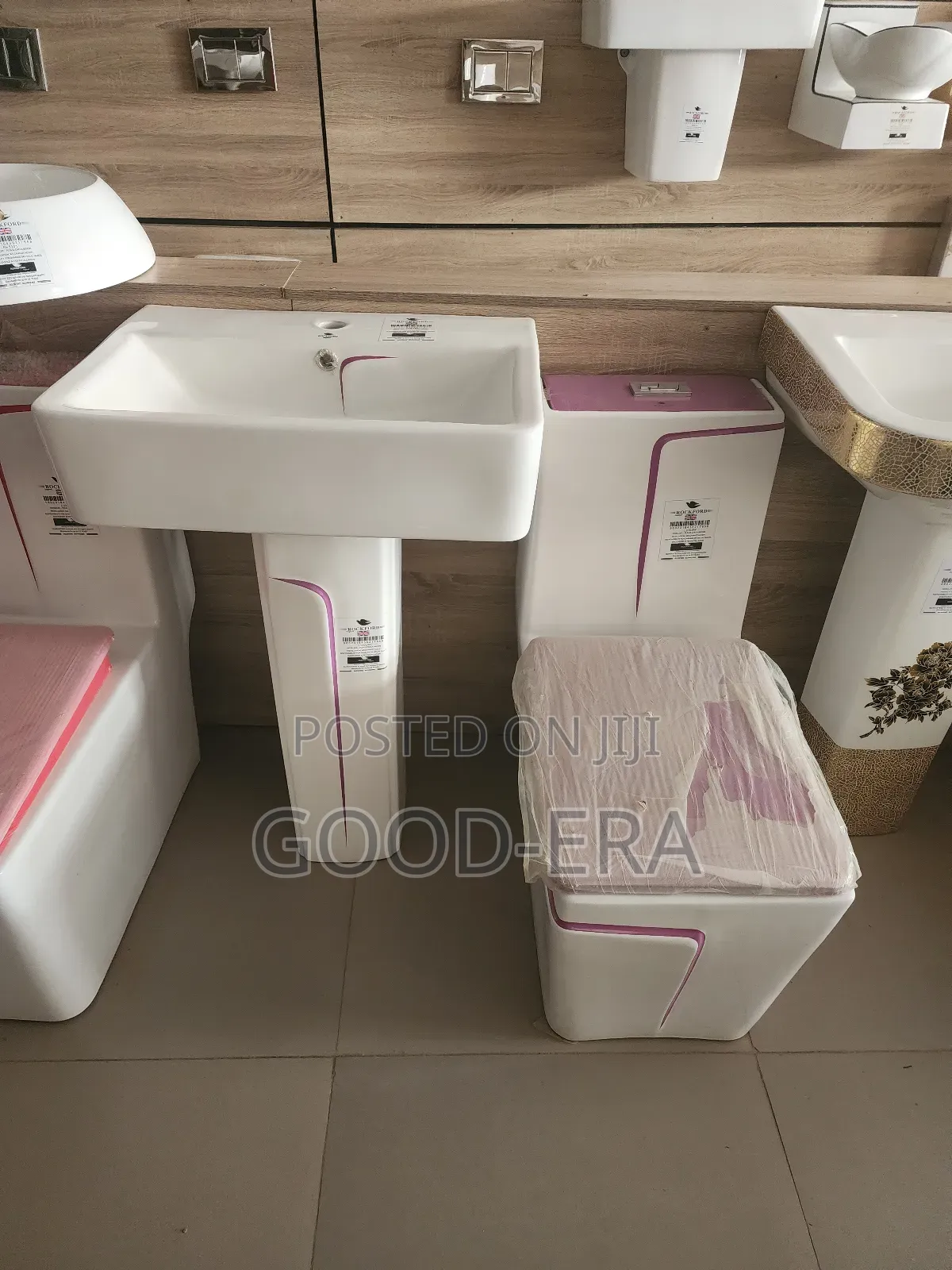 Executive Wc White and Purple Stripe